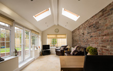 Whipsnade single storey extension leads